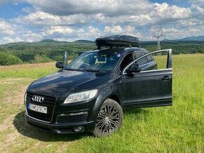 Audi Q7 S line