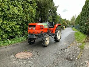 Japonský malotraktor Hinomoto XN19, 19 koní