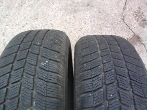 Predam zimne pneu 195/65 R15 barum