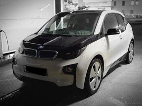 BMW i3 REX 60ah 55200km strešné okno