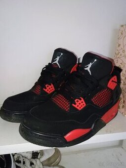 Jordan4 red Thunder