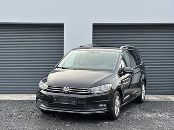 VW TOURAN 2.0 TDI HIGHLINE VÝHŘEV 143 tkm m2022