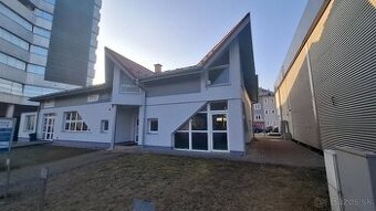 Na prenájom kancelársky priestor s výmerou 90m² v Žiline.