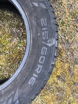 nokian 215/60R16