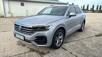 Touareg 3.0Tdi 210kw , na vzduchu . Matrix