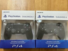 Playstation 4 ovládače/controllery čierna farba