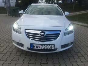 Opel Insignia 2.0cdti . 96kw 2010,navigacia