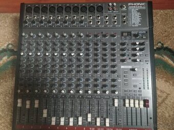 Predám mix pult PHONIC AM844D USB