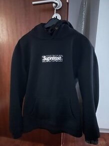 Supreme Hoodie