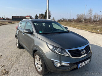 Kia Sportage 1.6 benzin dream edition r.v 2013 top stav