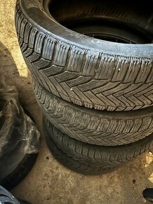 Zimné pneumatiky Michelin 215/55 R17