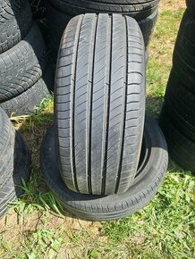 Lente pneu 215/50 r17 michelin - 1