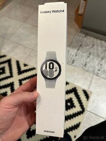 Samsung Galaxy Watch 4 Silver