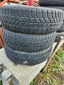 Predam zimne pneu Pirelli 165/70R14