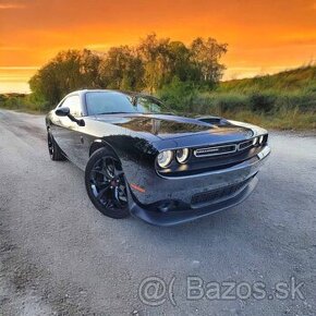 DODGE CHALLENGER R/T 5.7 V8 2023/3 28800km