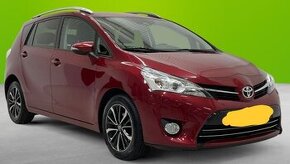 TOYOTA  VERSO  1.8