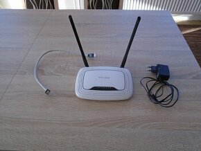 Router TP-LINK TL-WR841N