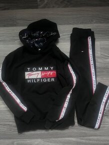 Tommy Hilfiger legíny mikina