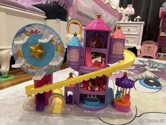 Polly pocket