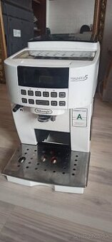 Delonghi Magnifica čítaj popis