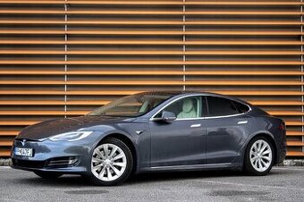 Tesla model S 386kw