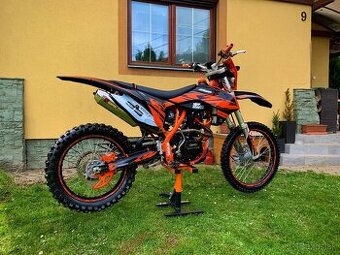 XMOTOS XB-39 PRO 250cc 2023 - SUPER STAV... /