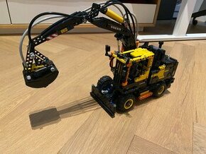 LEGO TECHNIC 42053 Volvo EW 160E