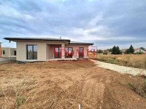 Predáme nadštandardný 4izbový bungalov Cestice 131m2,ČOV,vod - 1