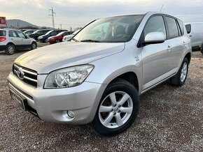 Toyota RAV4 2.2 D-4D 135 Terra