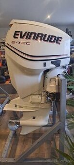 Lodný motor Evinrude 115hp, E-TEC