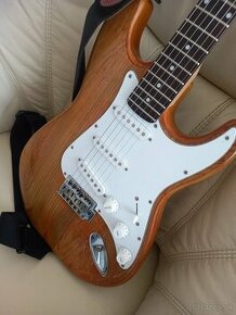 Predam Fender Stratocaster-