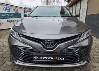 Toyota Camry 2.5-BENZÍN-AUTOMAT1