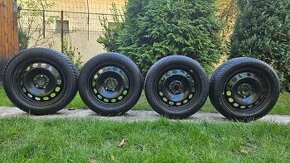 Plechové disky + zimné pneu Vredestein 205/55 R16 5x112