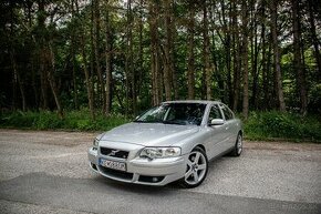 Volvo S60 R AWD 2.5Turbo 220kw - 1