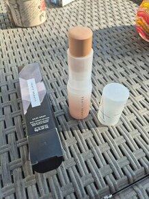 Fenty Beauty Eaze Drop make up v tycinke odtieň 4 - 1