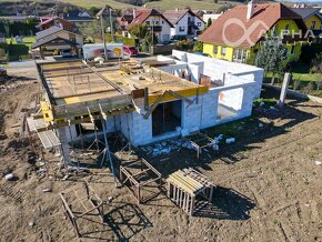 Rodinný dom s garážou, obec Harichovce, okres Spišská Nová V - 1