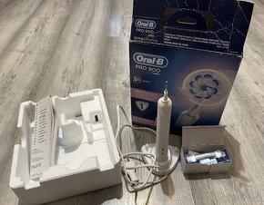 Elektrická zubná kefka ORAL-B Pro 900