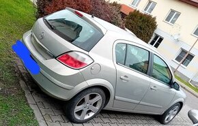 Opel Astra 1.6.77kw twinport 2004