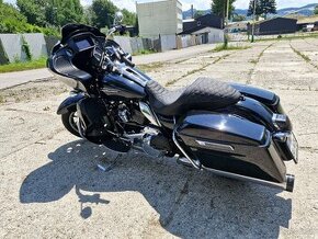 Harley davidson road glide ultra - 1