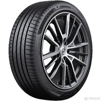 LETNÉ PNEU 215/50 R18 - 1