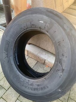 Predám 2 pneumatiky Giti 385/65 R22,5