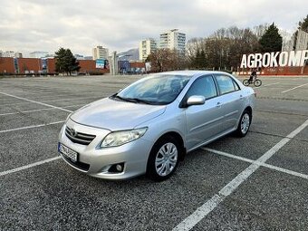 COROLLA 1,6 SL