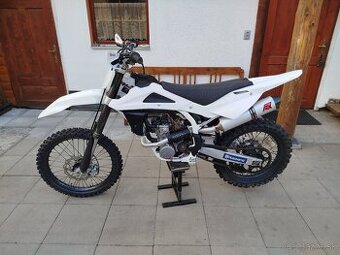 Husqvarna TE 250 vstrek - 1