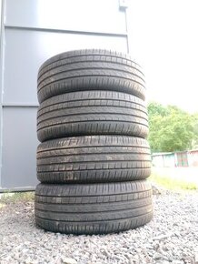 letné pneumatiky Pirelli 205/45 r17 ZR - 4ks Pirelli - 1