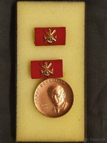Medaila bronzová Ernst Schneller