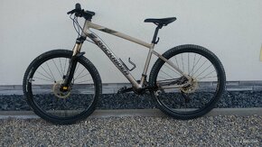 Horský bicykel Rockrider ST 540