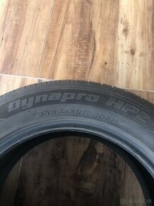 Letné pneu 235/55R17 - 1