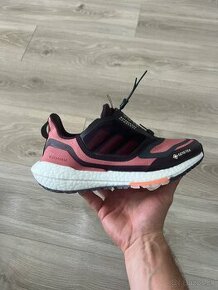 Adidas ULTRABOOST 22 GTX W Veľkosť 38