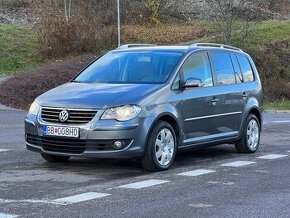 VW Touran FL 2.0 TDI HIGHLINE