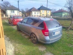 Ponúkam na predaj kia ceed sw 1.6 crdi 85 kw r.v 2009